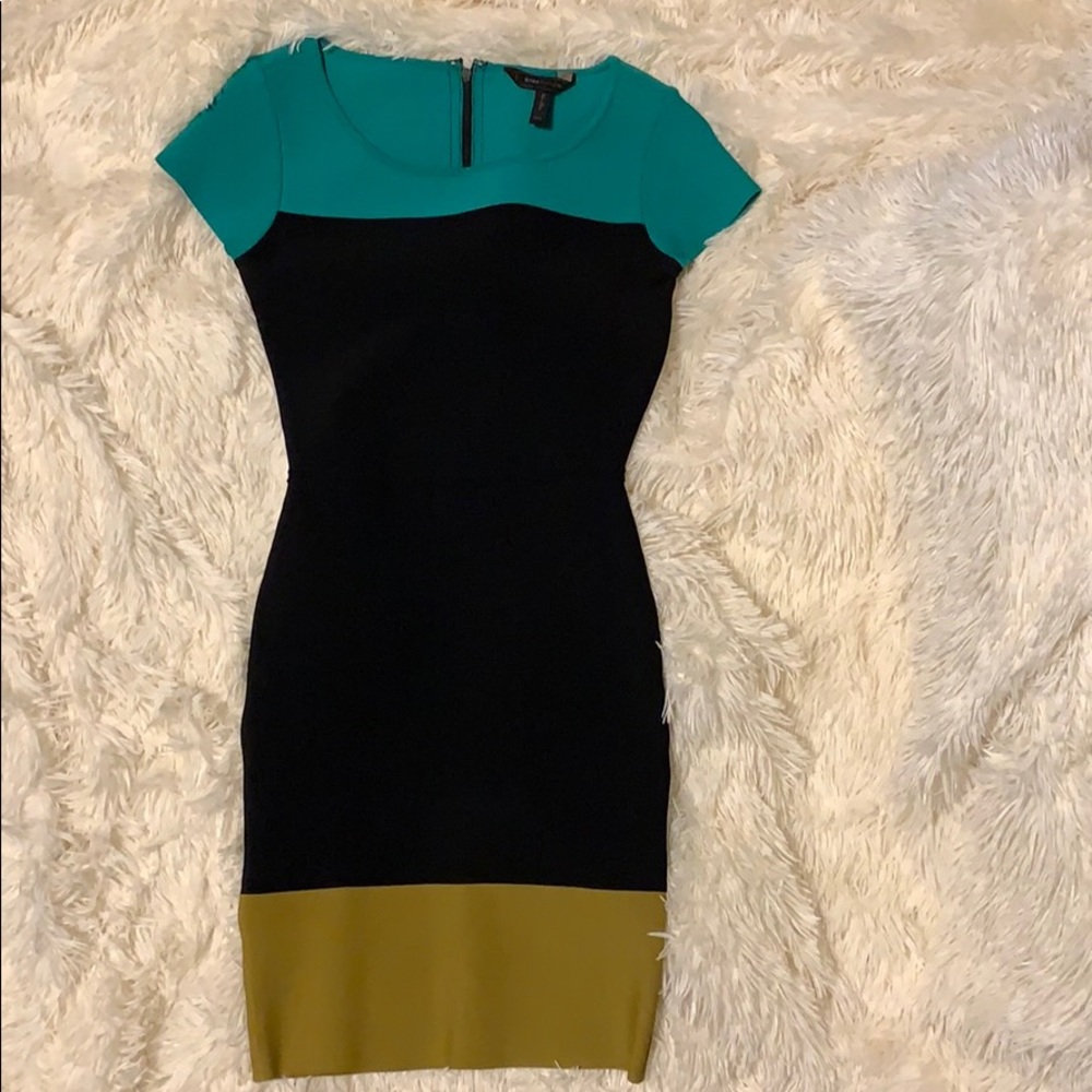 BCBCMAXAZRIA color block body on dress